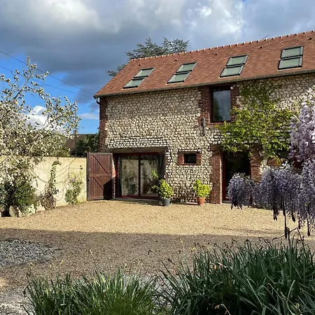 Holiday home La Petite Maison En Normandie *